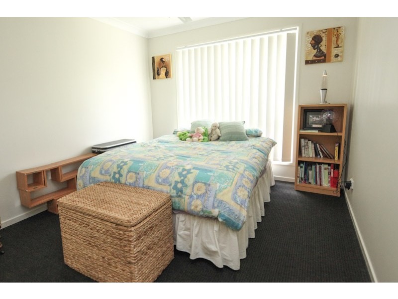 2  Benarkin Close, Waterford QLD 4133