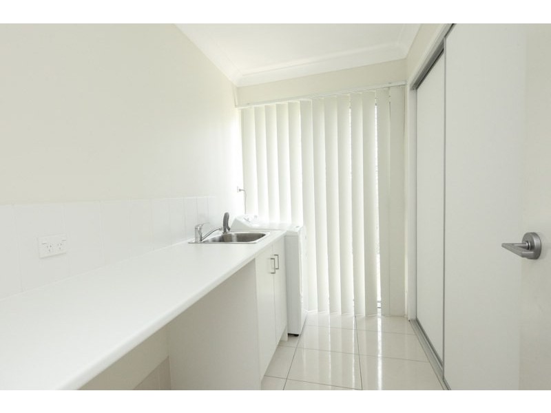 2  Benarkin Close, Waterford QLD 4133