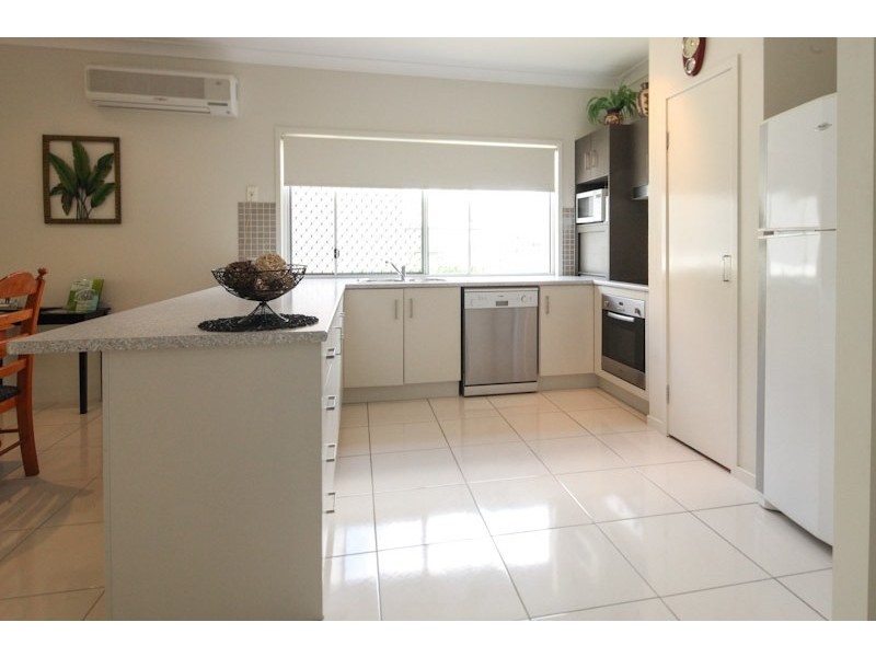 2  Benarkin Close, Waterford QLD 4133