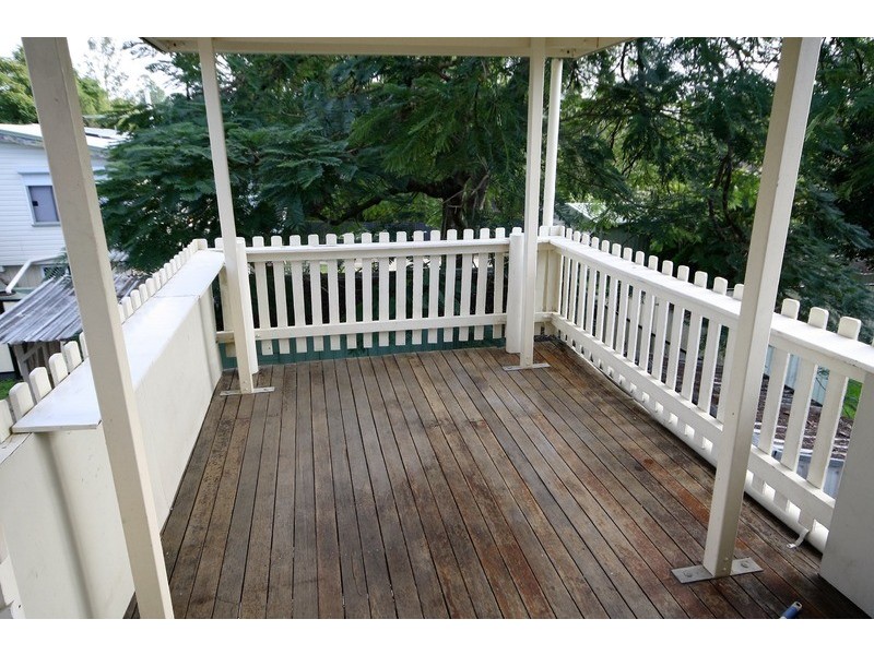 2 Blaxland Street, Boronia Heights QLD 4124