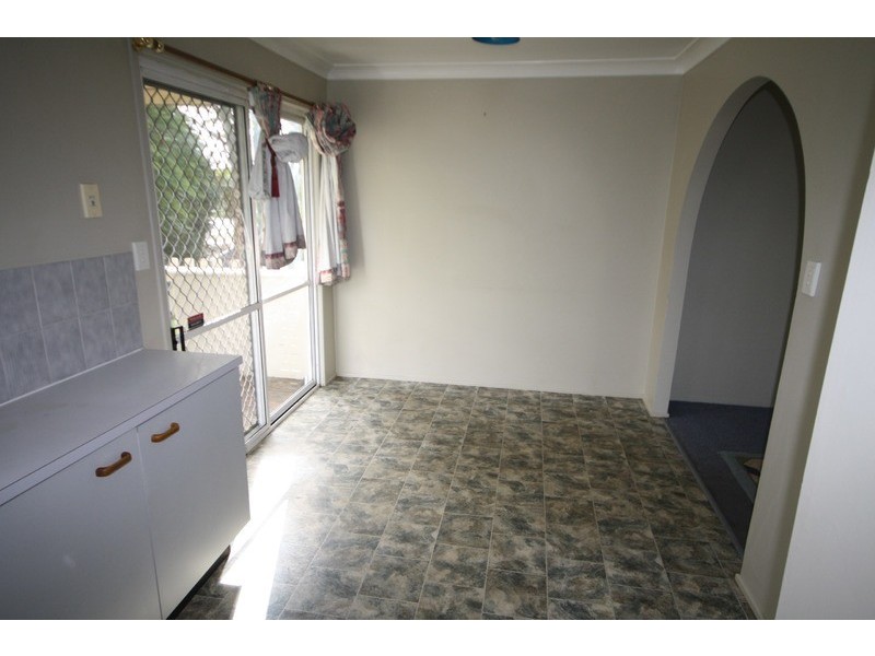2 Blaxland Street, Boronia Heights QLD 4124