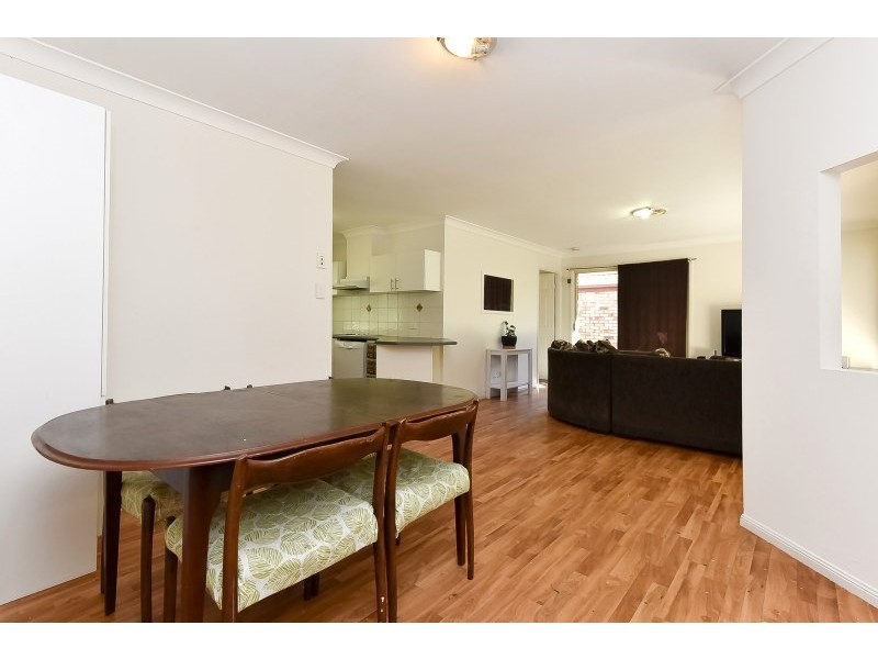 21 Chatfield Street, Edens Landing QLD 4207