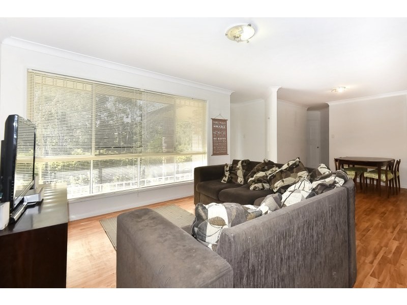 21 Chatfield Street, Edens Landing QLD 4207