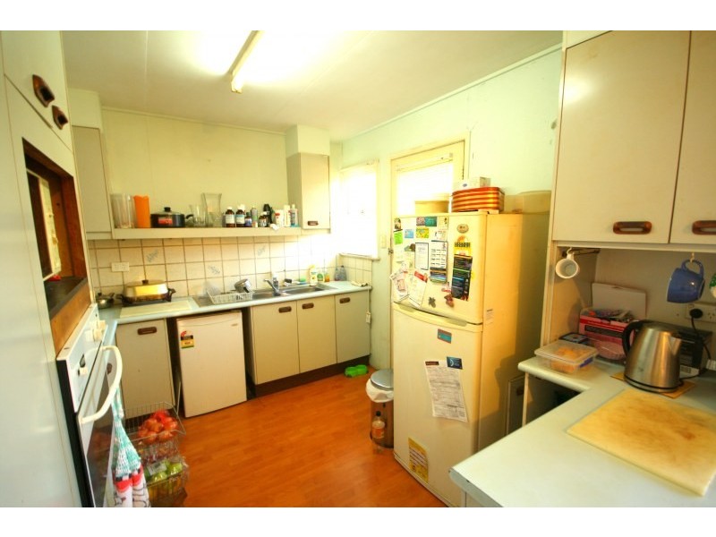 38 Alice Street, Kingston QLD 4114