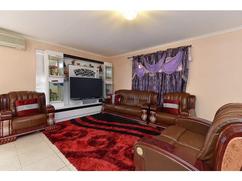 43 Christopher Street, Slacks Creek QLD 4127