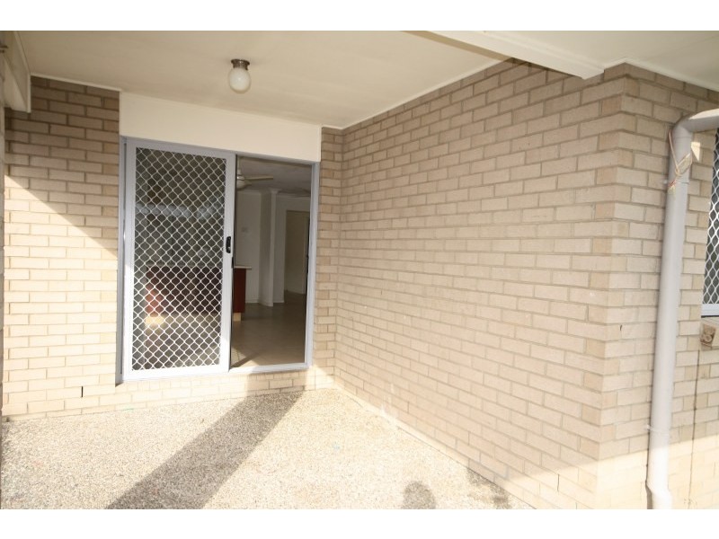 8 Elcock Avenue, Crestmead QLD 4132