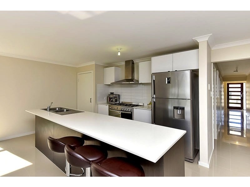 8 Conondale Way, Waterford QLD 4133