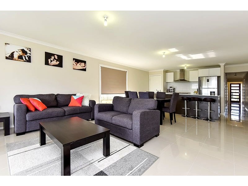 8 Conondale Way, Waterford QLD 4133