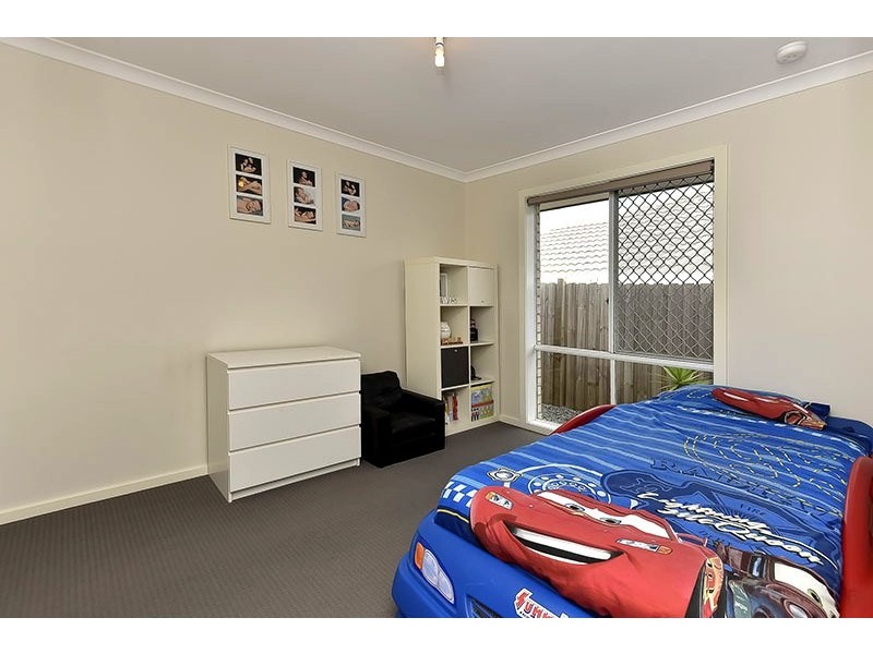 8 Conondale Way, Waterford QLD 4133