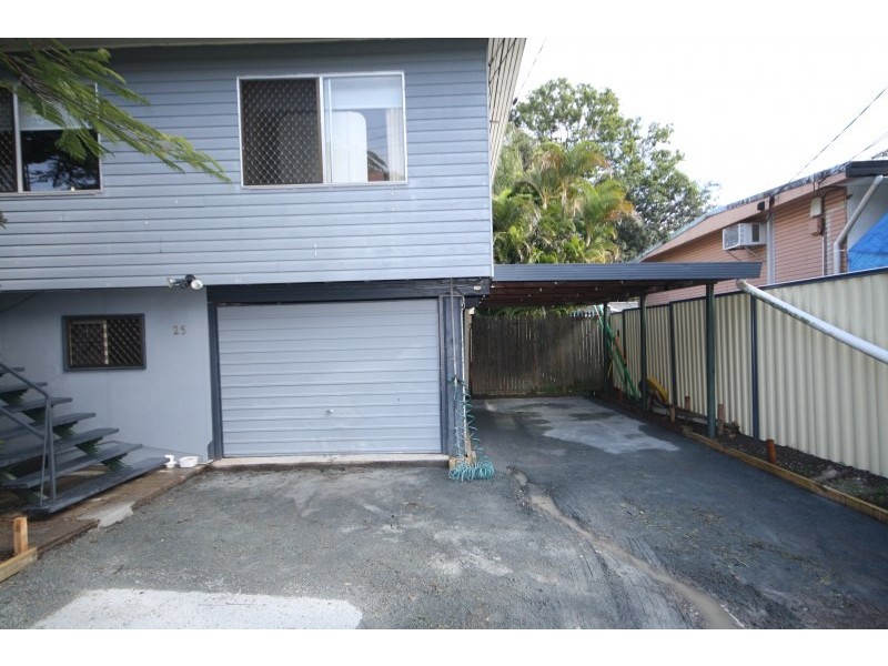 25 Winifred Street, Kingston QLD 4114
