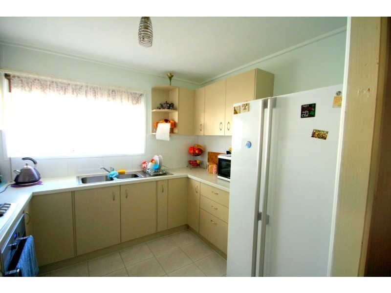 1 Douglas Street, Loganlea QLD 4131