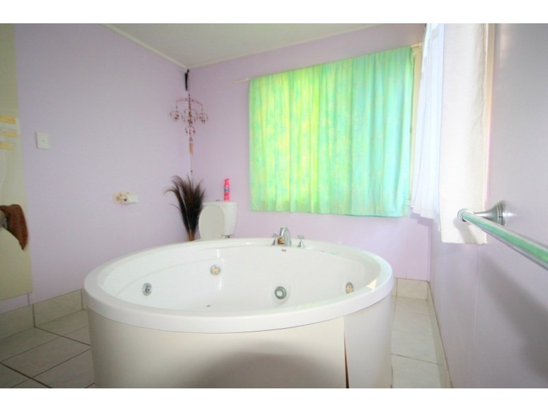 1 Douglas Street, Loganlea QLD 4131