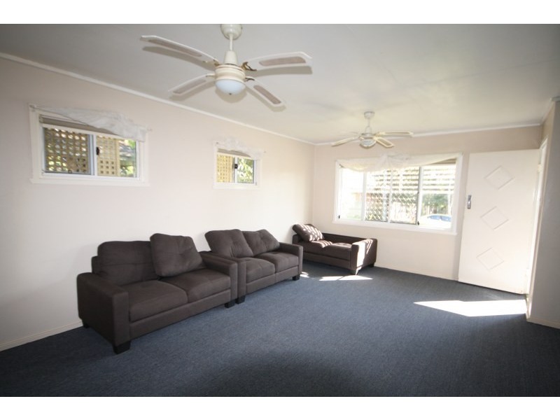 37 Baringa Avenue, Logan Central QLD 4114