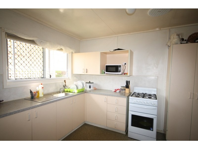 37 Baringa Avenue, Logan Central QLD 4114