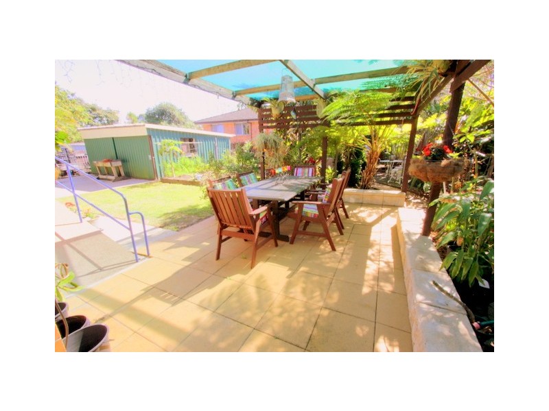 128 Mayes Avenue, Kingston QLD 4114