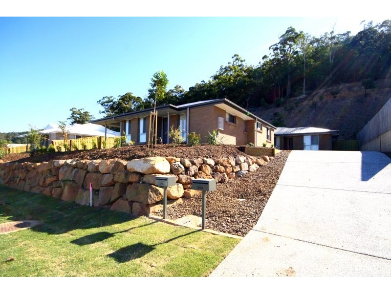 1/18 Bahrs Point Drive, Bahrs Scrub QLD 4207