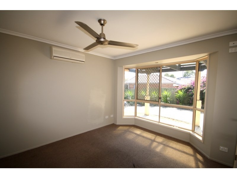 8 Diamantina Street, Hillcrest QLD 4118