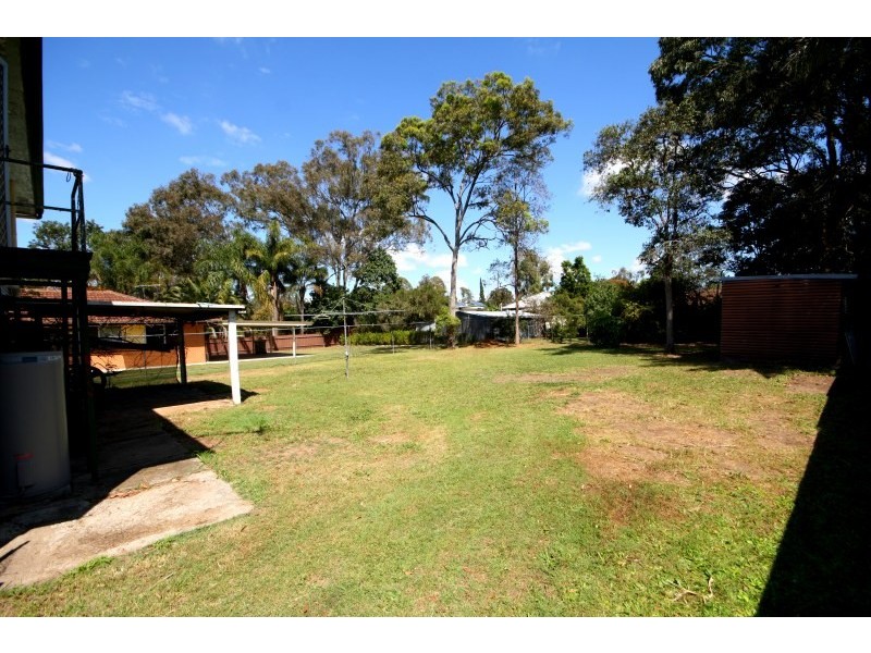 32 Coral Street, Loganlea QLD 4131