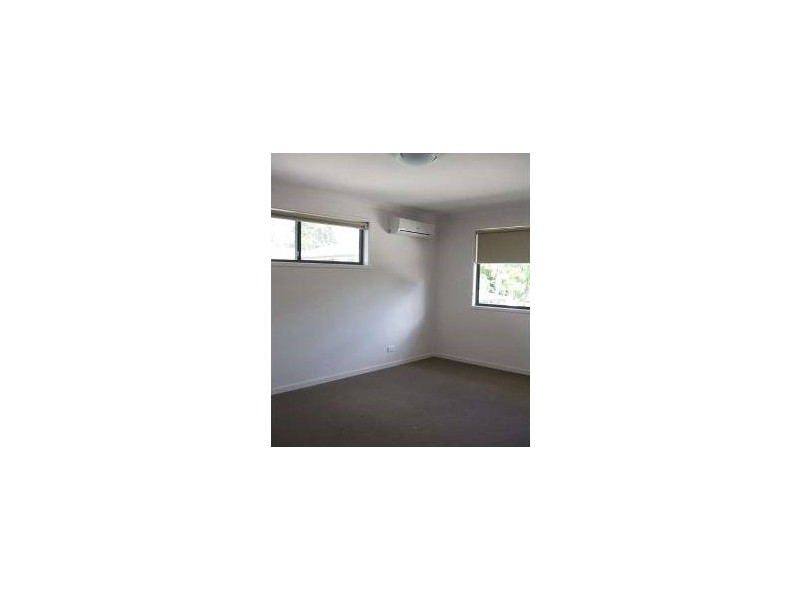 2/39-41 Ariel Avenue, Kingston QLD 4114