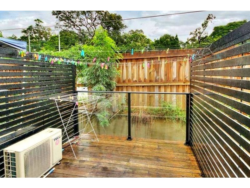 16/11 Portia Street, Kingston QLD 4114