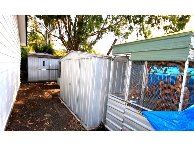 9 Lima Street, Edens Landing QLD 4207