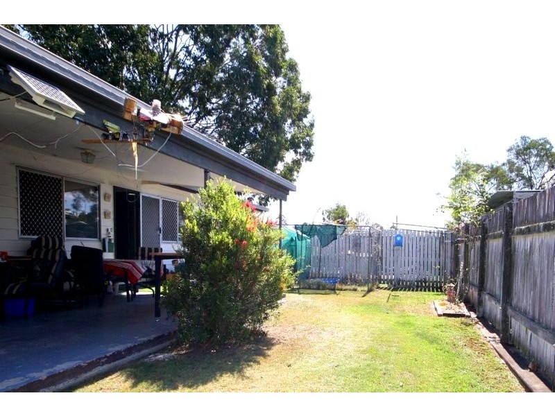 9 Lima Street, Edens Landing QLD 4207