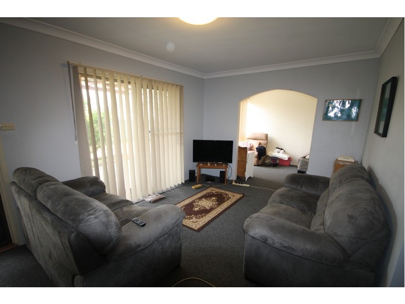 2 Pat Street, Kingston QLD 4114