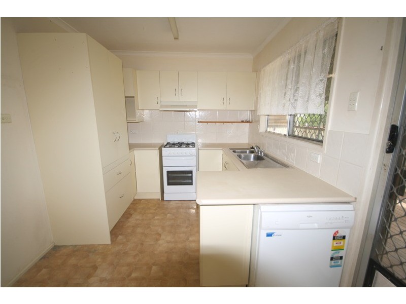 11 Catalina Street, Loganlea QLD 4131