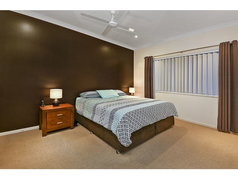 30 Sanctuary Parkway, Waterford QLD 4133