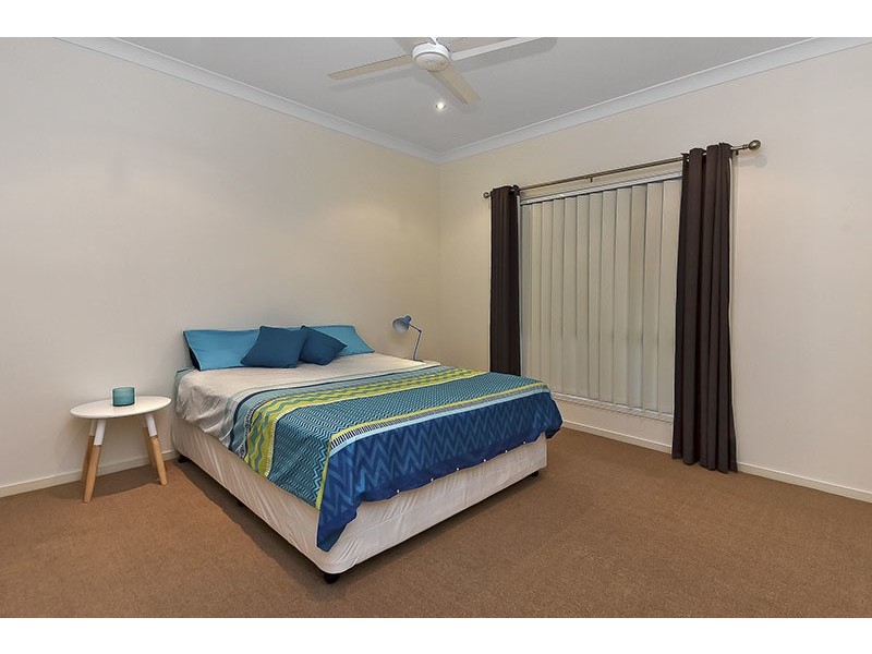 30 Sanctuary Parkway, Waterford QLD 4133