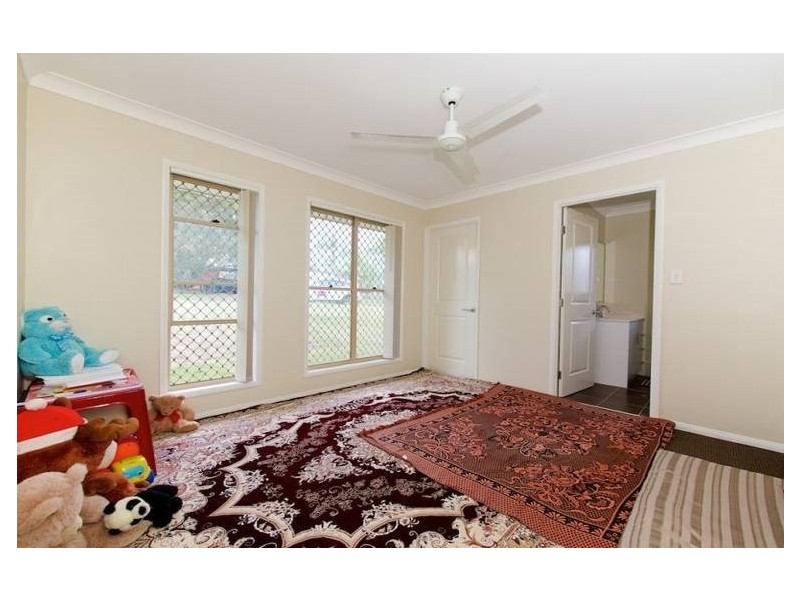 20 Orchid Street, Woodridge QLD 4114