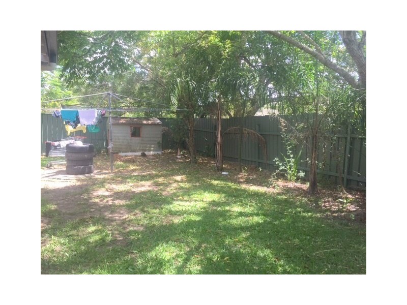 19 Poppy Street, Kingston QLD 4114