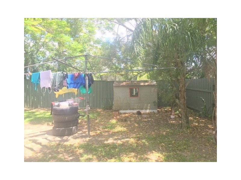 19 Poppy Street, Kingston QLD 4114