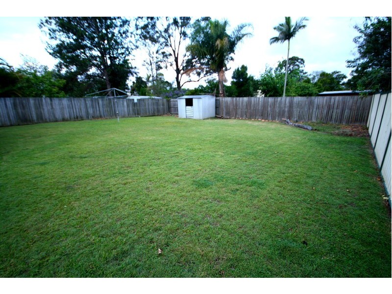 24 Surman Street, Loganlea QLD 4131