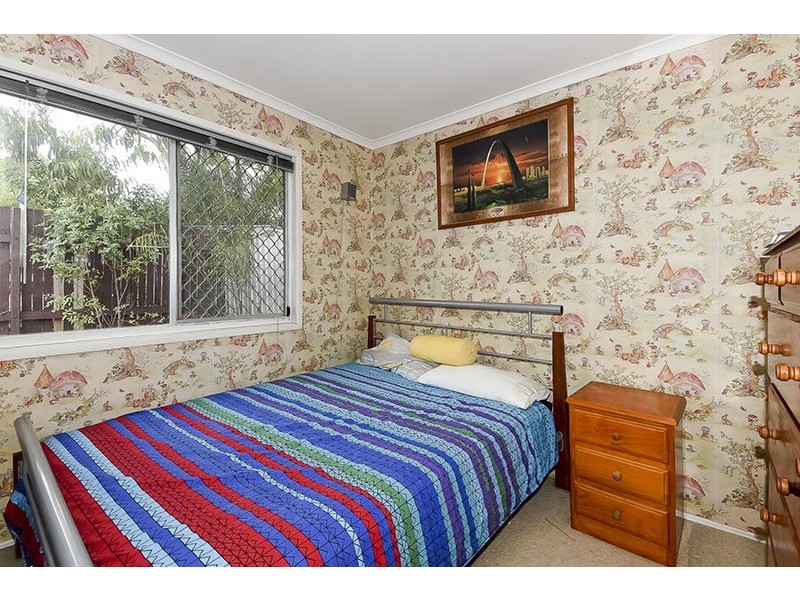 9 Lima Street, Edens Landing QLD 4207