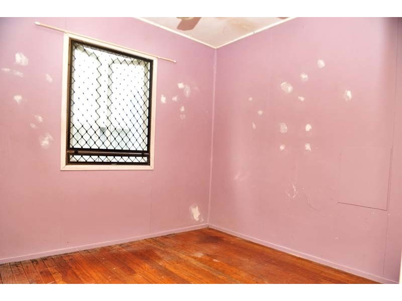 33 Leichhardt Street, Logan Central QLD 4114