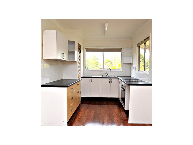 13 Ariel Avenue, Kingston QLD 4114