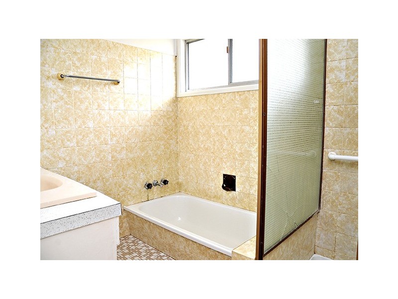 13 Ariel Avenue, Kingston QLD 4114