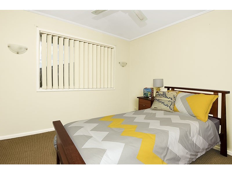 15 Merindah Street, Slacks Creek QLD 4127
