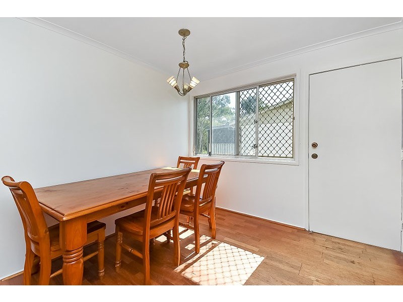 4 Candish Street, Woodridge QLD 4114