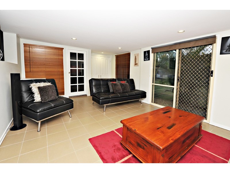 32 Velorum Drive, Kingston QLD 4114