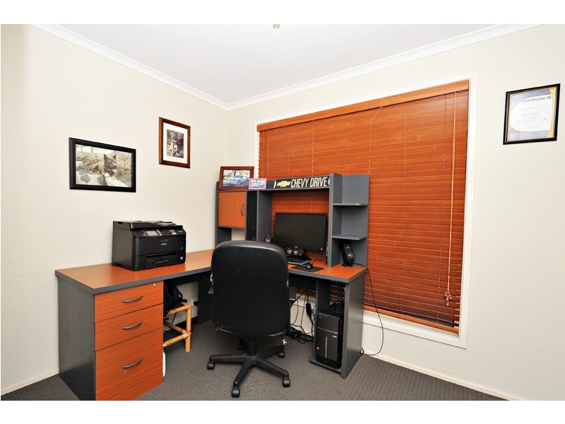 32 Velorum Drive, Kingston QLD 4114