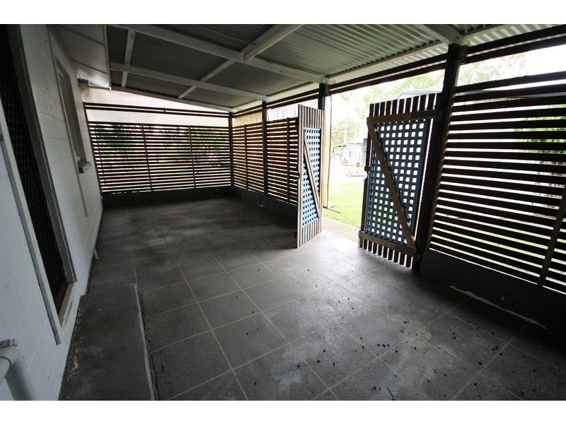 5 Carnival Street, Loganlea QLD 4131