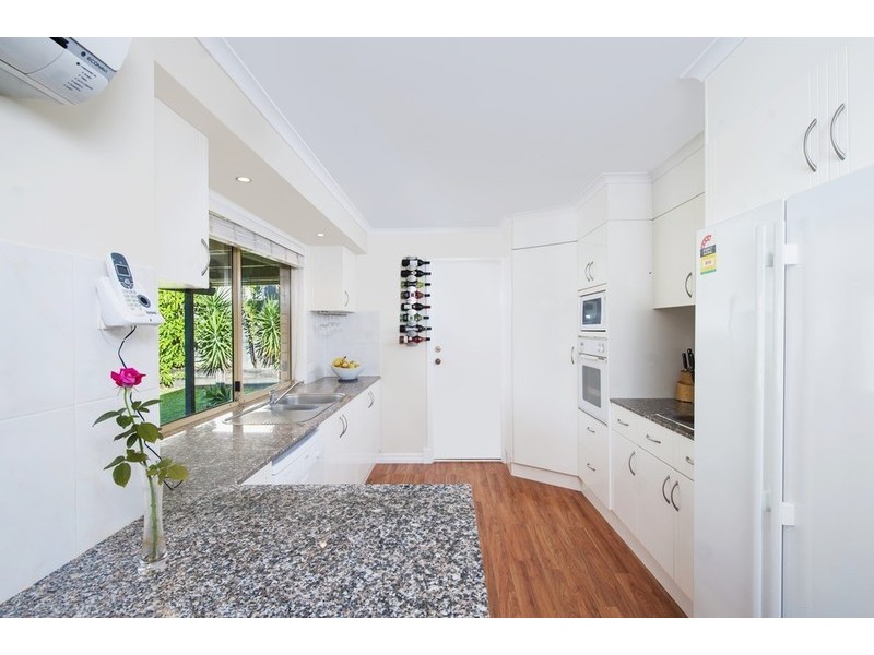 18 Eli Court, Hillcrest QLD 4118