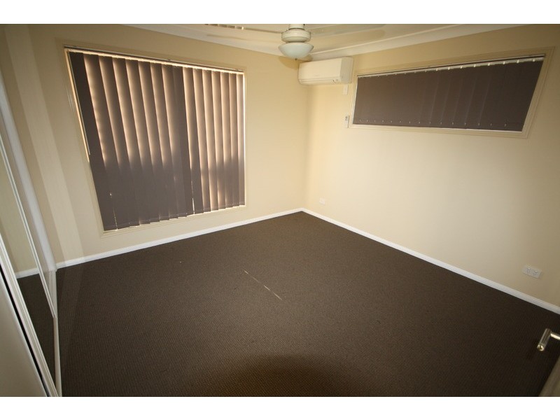 4 Mcgreavy Street, Ipswich QLD 4305