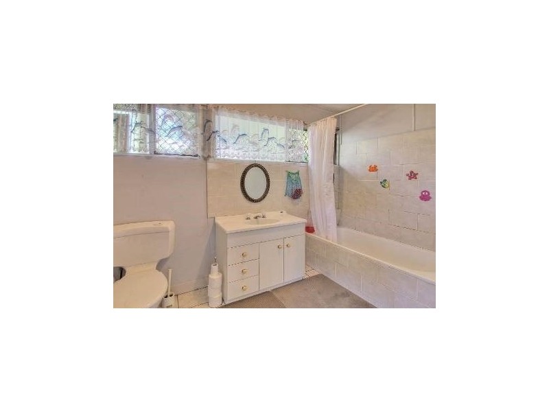 70 Pauline Street, Marsden QLD 4132