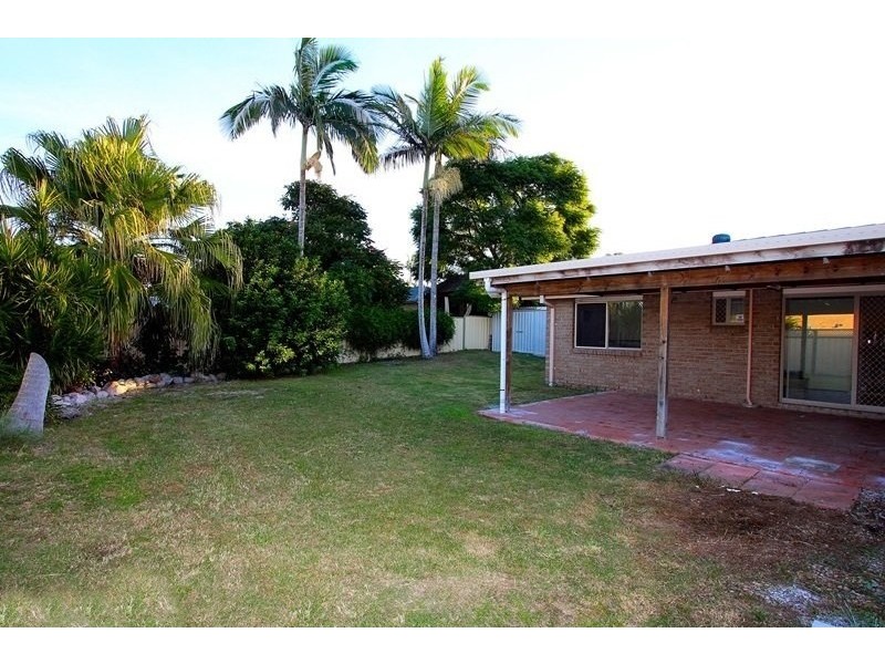 12 Brabham Street, Crestmead QLD 4132