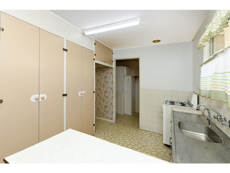 18 Meilandt Street, Wynnum QLD 4178