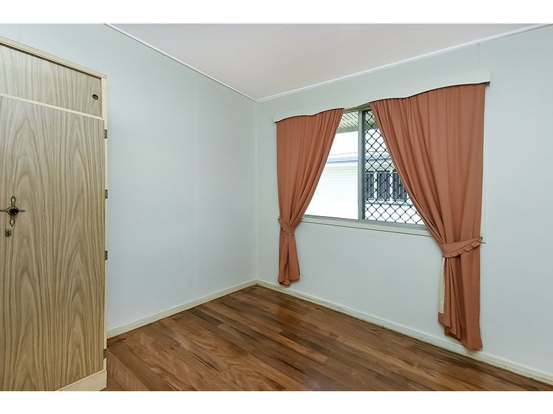 18 Meilandt Street, Wynnum QLD 4178