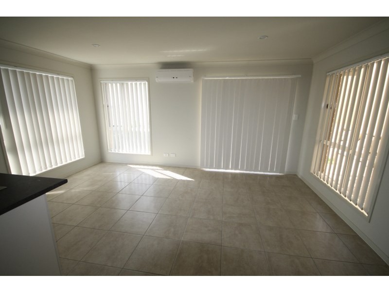 1/8 Bindarri Close, Waterford QLD 4133